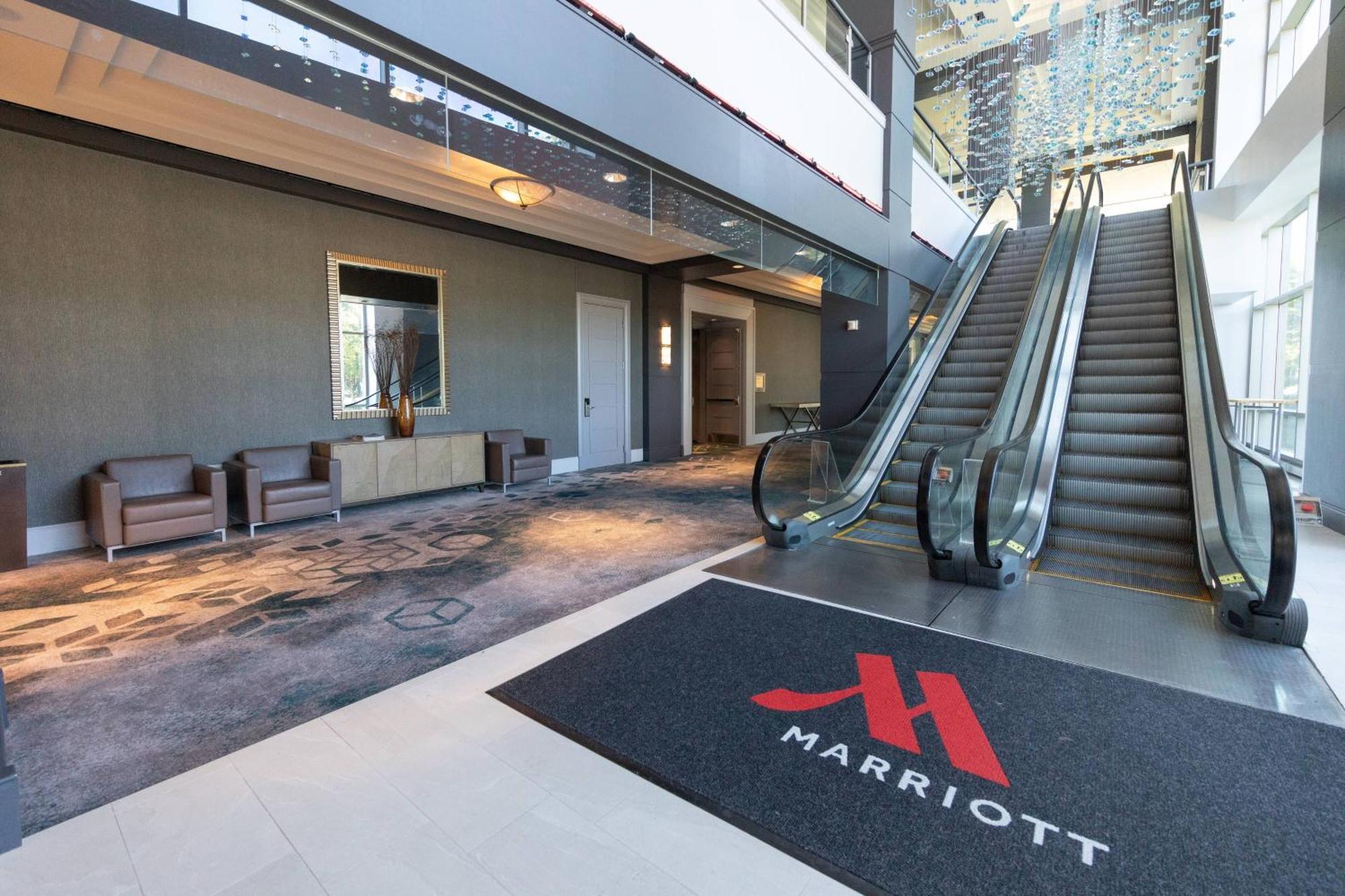 Bethesda North Marriott Hotel & Conference Center Екстериор снимка